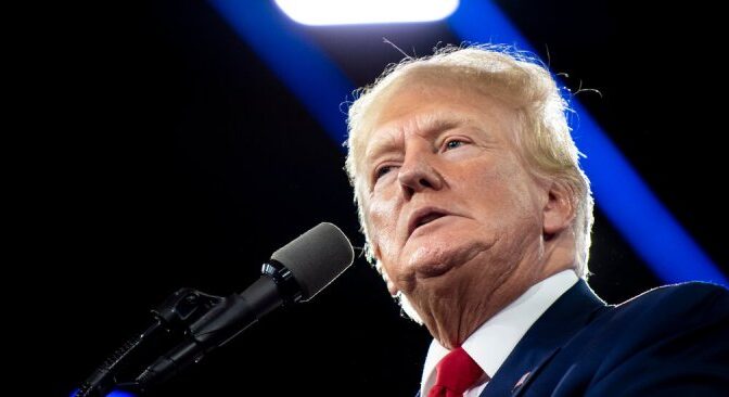 What Trump Said About The Possibility Of Having “Talks” With Maduro Amid Rising Tensions