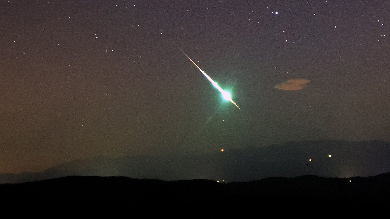 WATCH | Blue Meteors Shoot Across The Sky In Spain And Portugal, Video ...