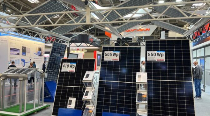 dmegc solar launches new full black module A Solar Innovation
