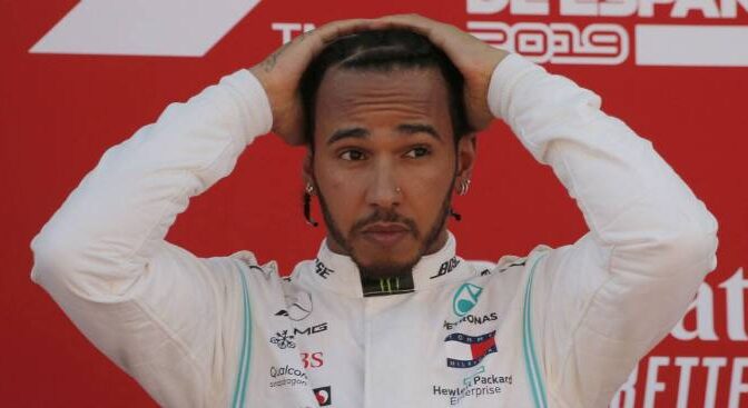 I held back because I was in love Mateuccis El Internado Romance Doubts.