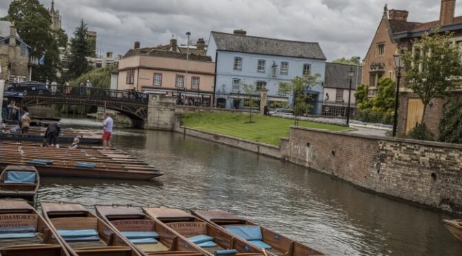Cambridge Dictionary’S 2025 Word Of The Year Captures An ‘Unhealthy’ Modern Phenomenon