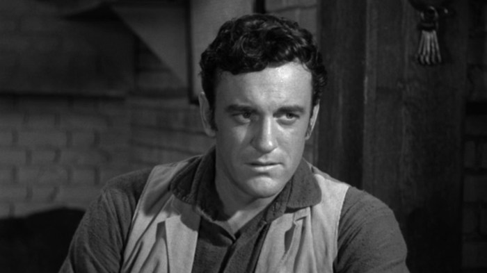 WWE News: New FCW Diva Saraya May Be Held Back Because of 'Over 21 ...