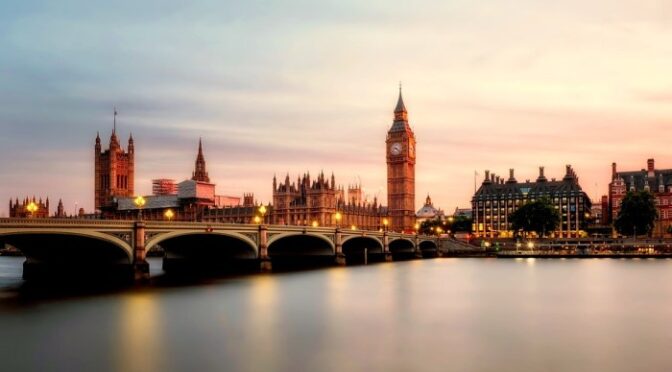 Uk Consumers Warned Over Ai Chatbots Giving Inaccurate Financial Advice