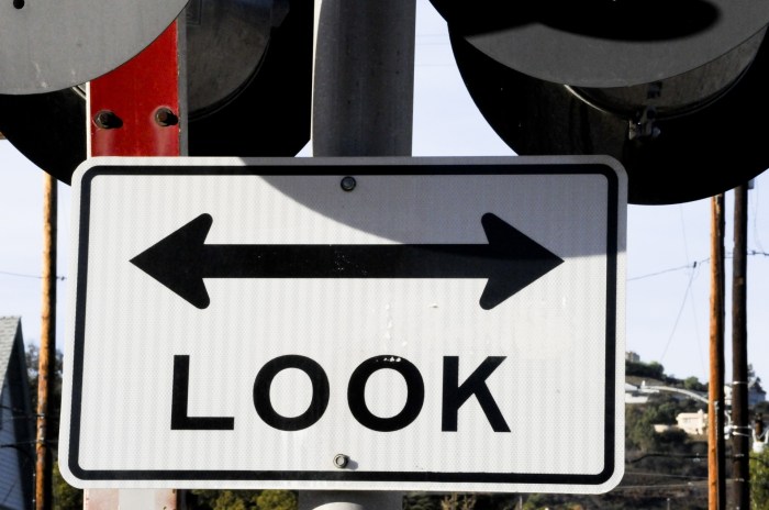 Look Both Ways Sign Free Stock Photo - Public Domain Pictures