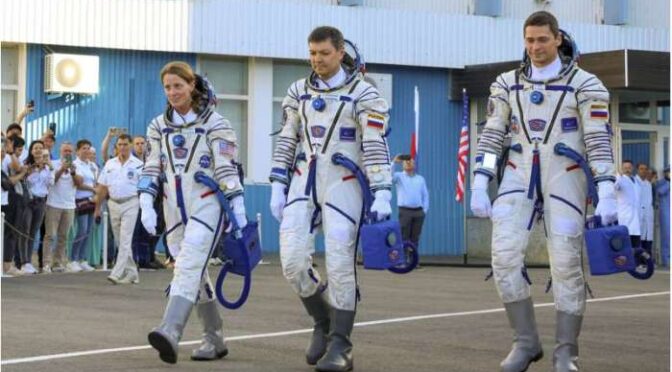 breaking news accident in baikonur leaves russians without access to the iss. A Space Crisis Unfolds.